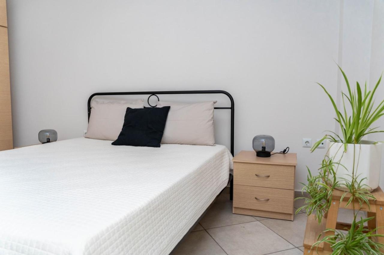 Elena 4 Apartment Néa Péramos Екстериор снимка