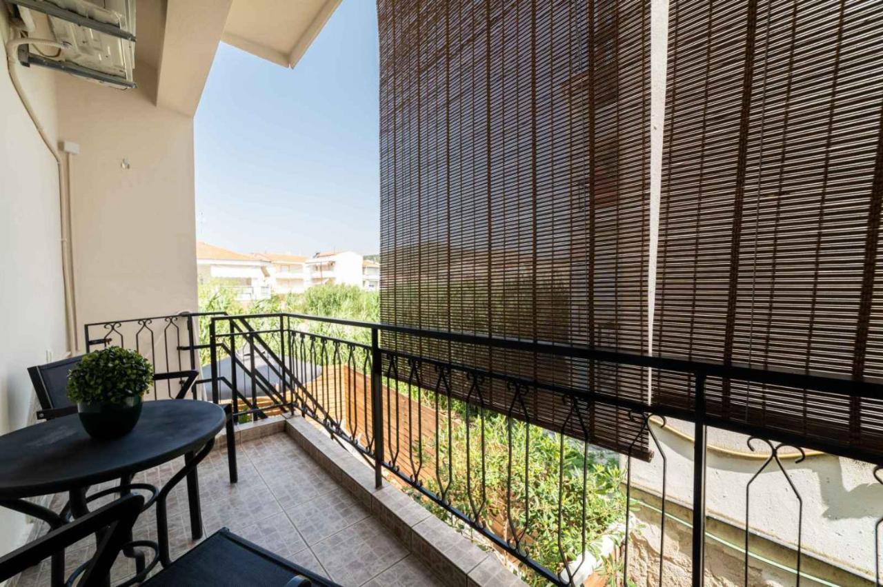 Elena 4 Apartment Néa Péramos Екстериор снимка